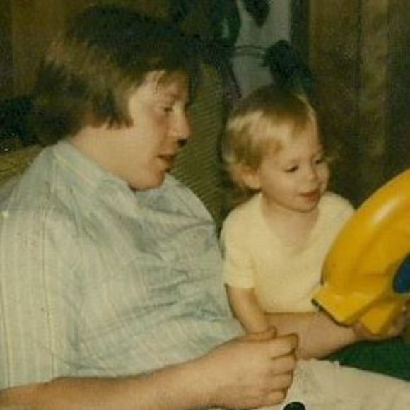 Meet your Posher, April - Picture 1 of 1